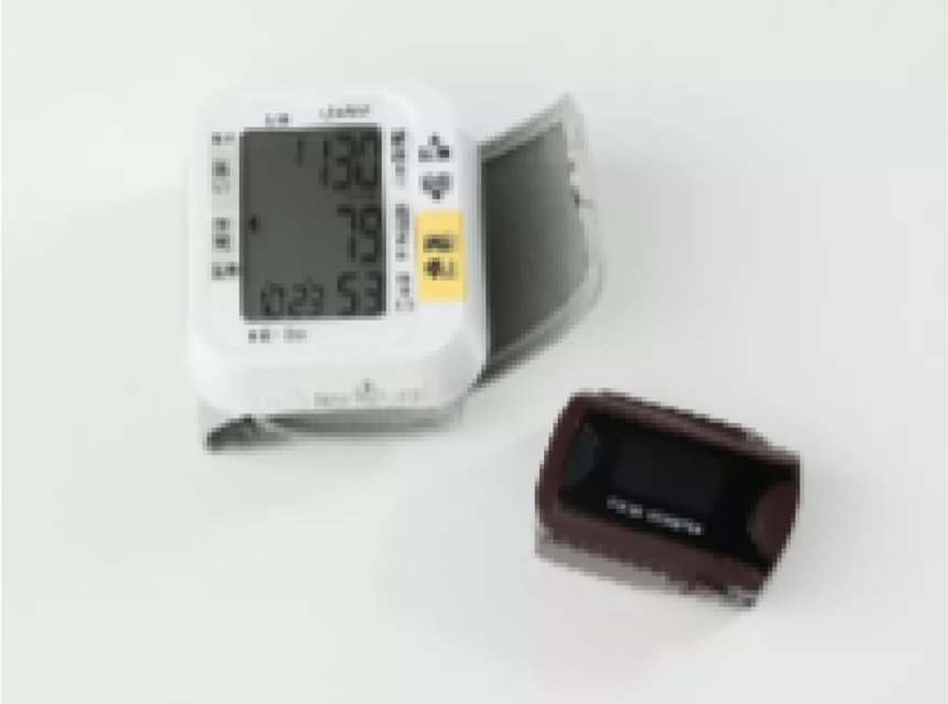 バイタル測定機器(体温計・パルスオキシメーター・血圧計)